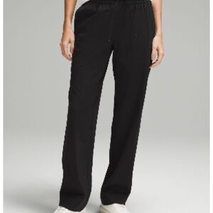 Lululemon Athletica Women's Black Relaxed Fit Pants